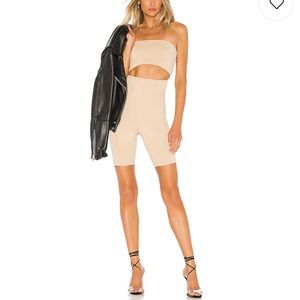Superdown strapless romper in nude
